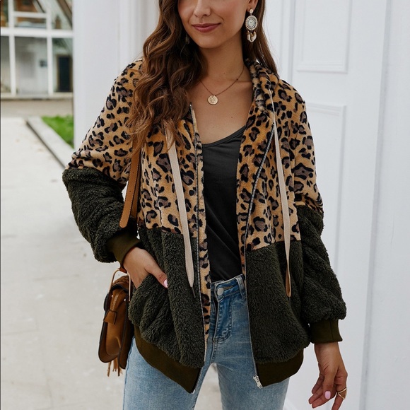 Stunning Mystery Tops - ♦️🆕Leopard Print Full Zipper Up Hoodie Olive